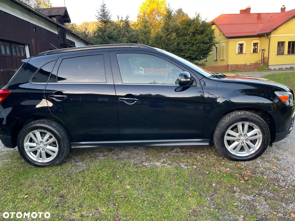 Mitsubishi ASX - 5