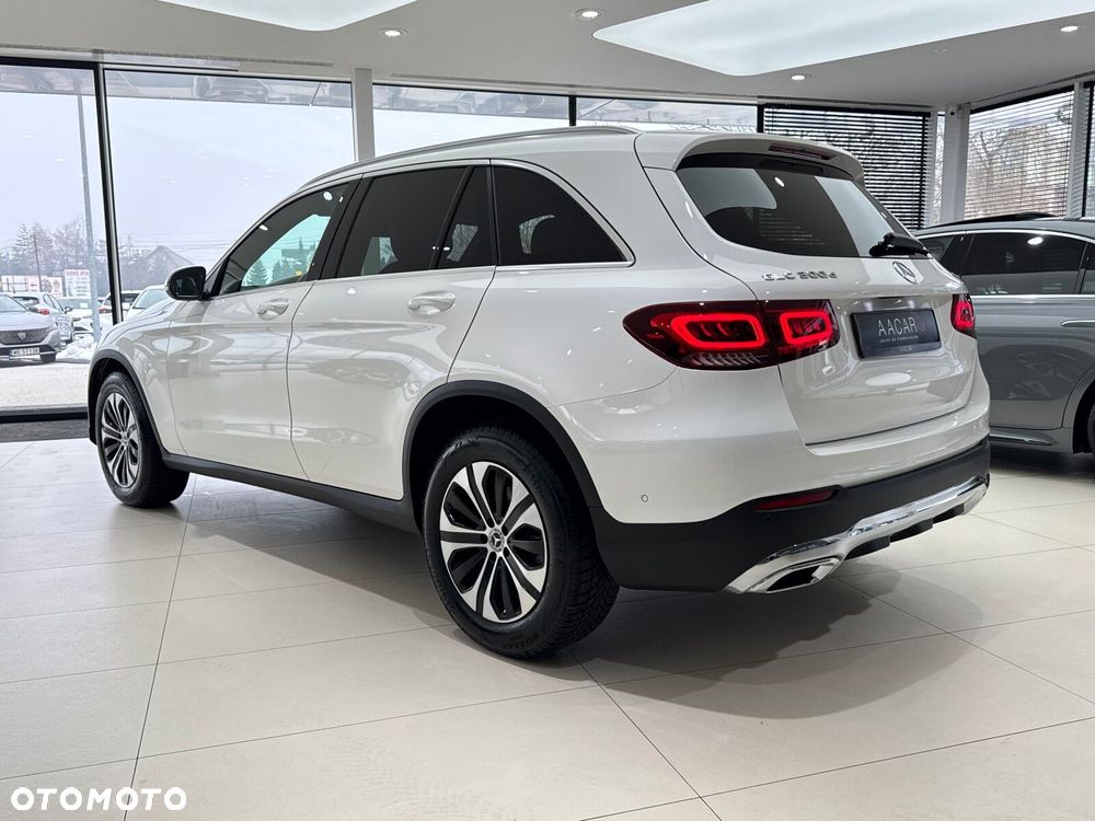 Mercedes-Benz GLC 300 d 4-Matic - 3