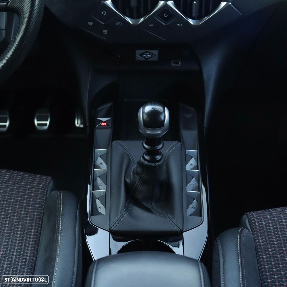 DS DS3 Crossback 1.5 BlueHDi Performance Line - 24