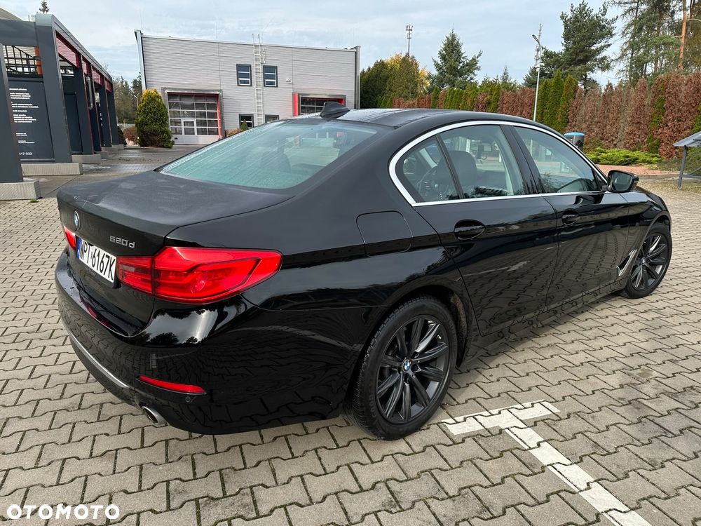 BMW Seria 5 520d xDrive Luxury Line - 24