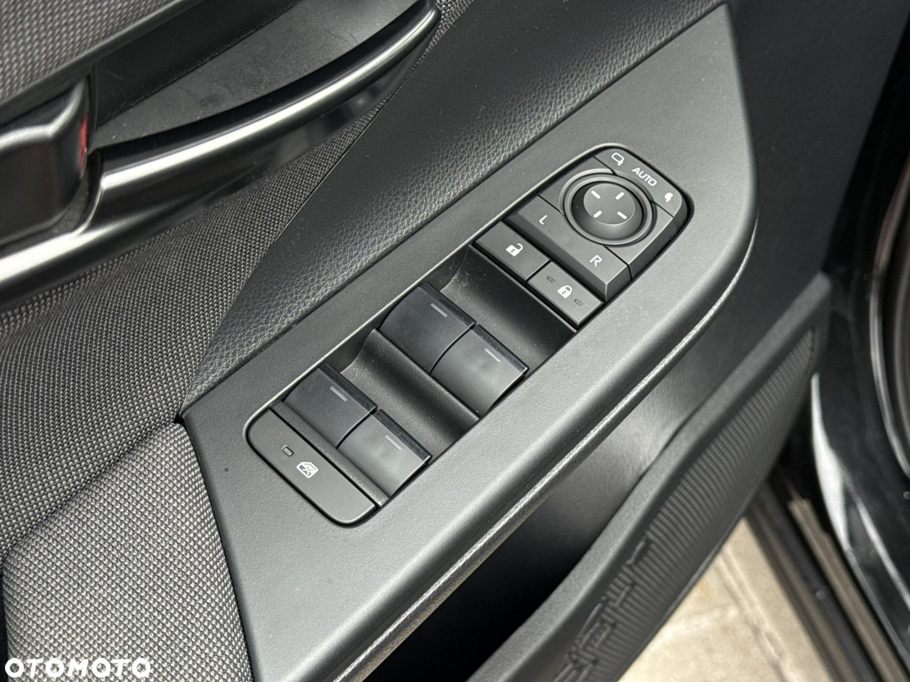 Toyota C-HR 2.0 Hybrid Dynamic Force Style - 22