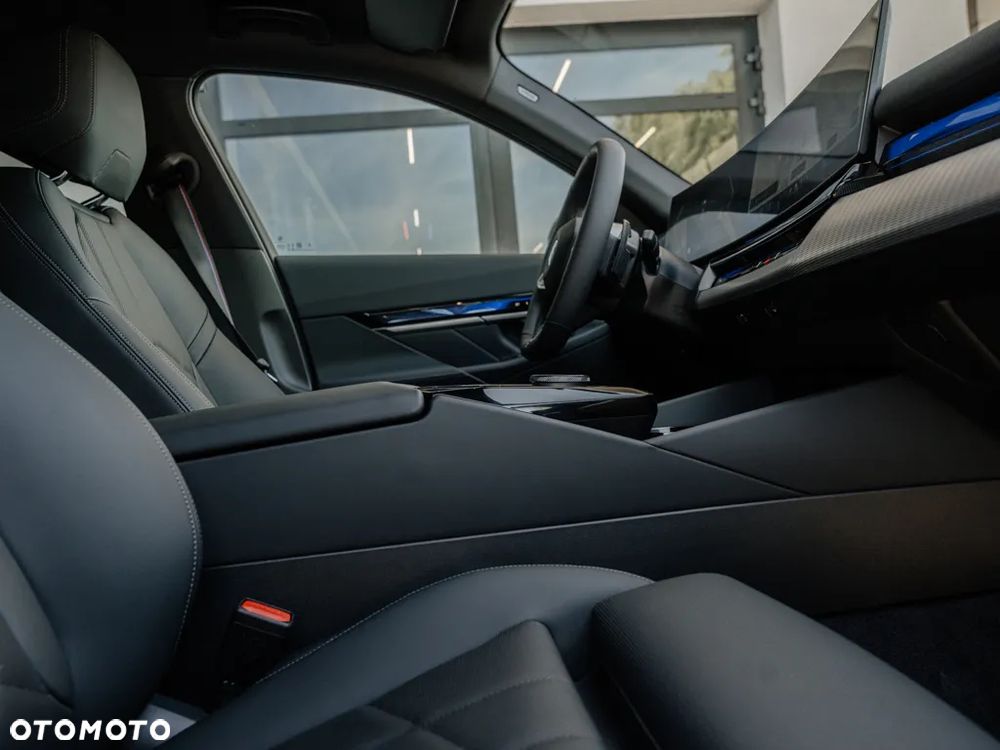 BMW Seria 5 520d xDrive mHEV M Sport sport - 10
