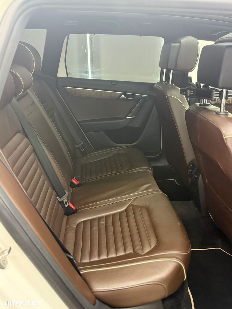 Volkswagen Passat Variant 2.0 TDI DSG BlueMotion Technology Exclusive - 12