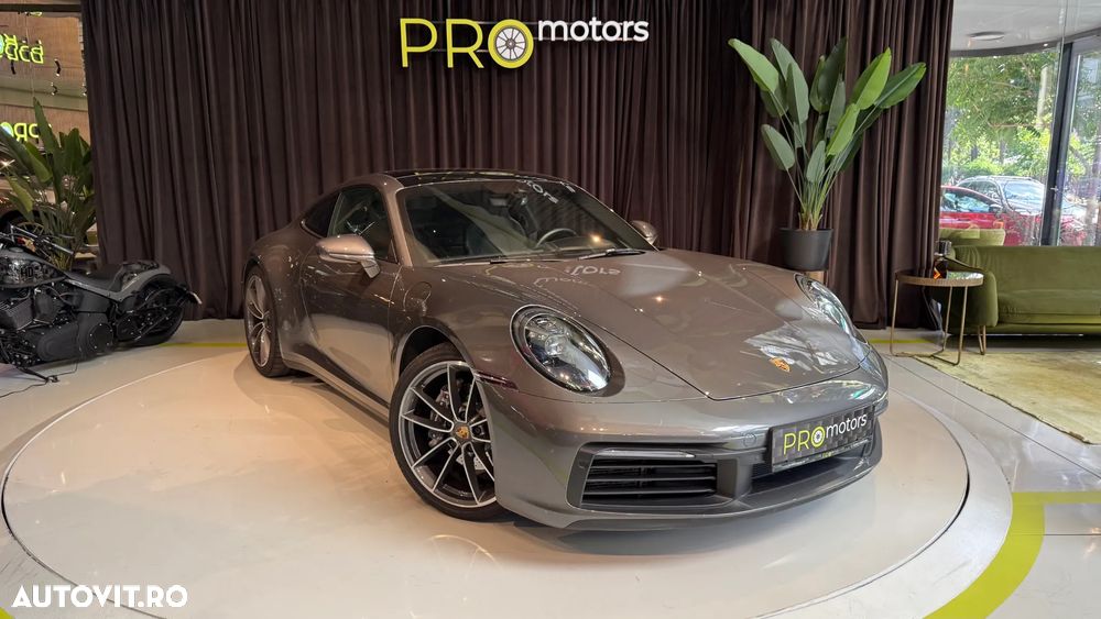 Porsche 911 Carrera 4 PDK - 1