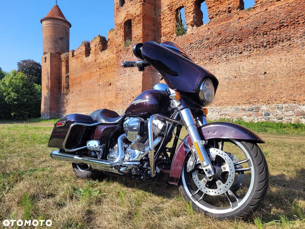 Harley-Davidson FLHXS Special