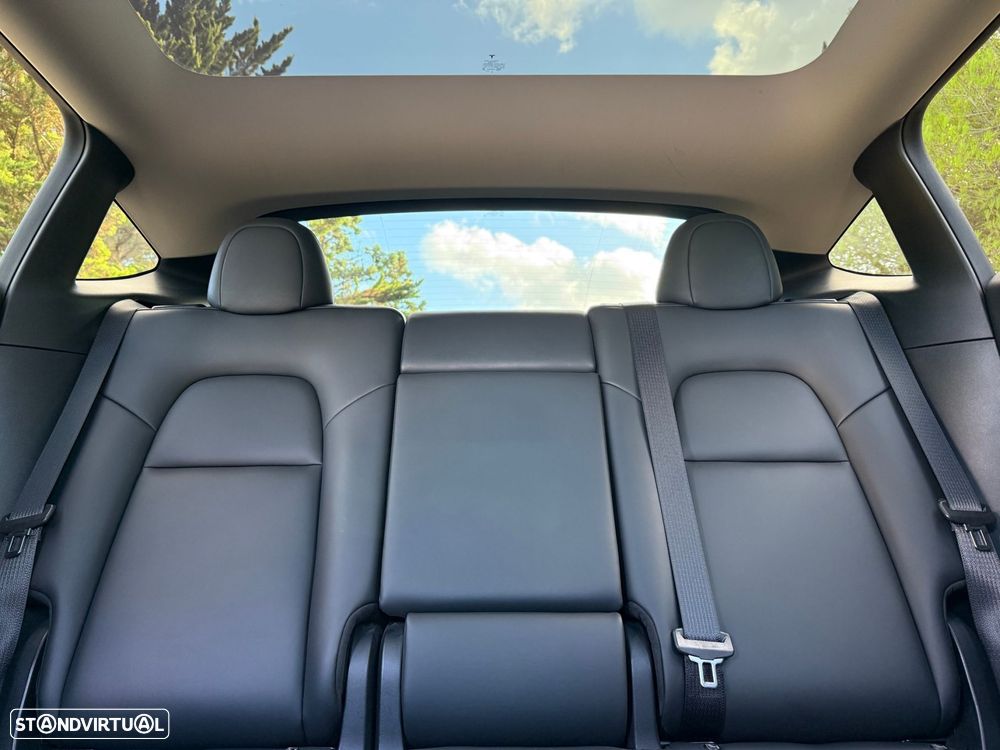 Tesla Model Y Long Range Tração Integral - 31
