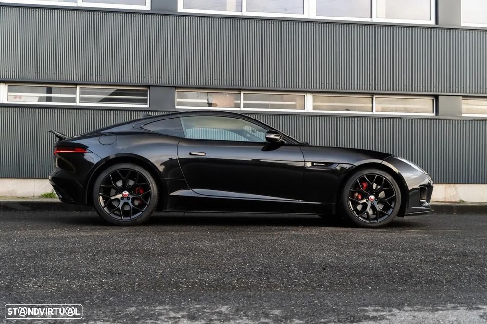 Jaguar F-Type - 16
