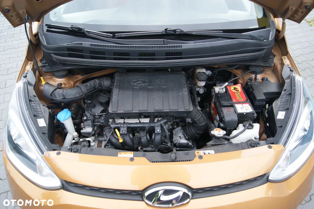 Hyundai i10 1.2 Fifa World Cup Edition - 4