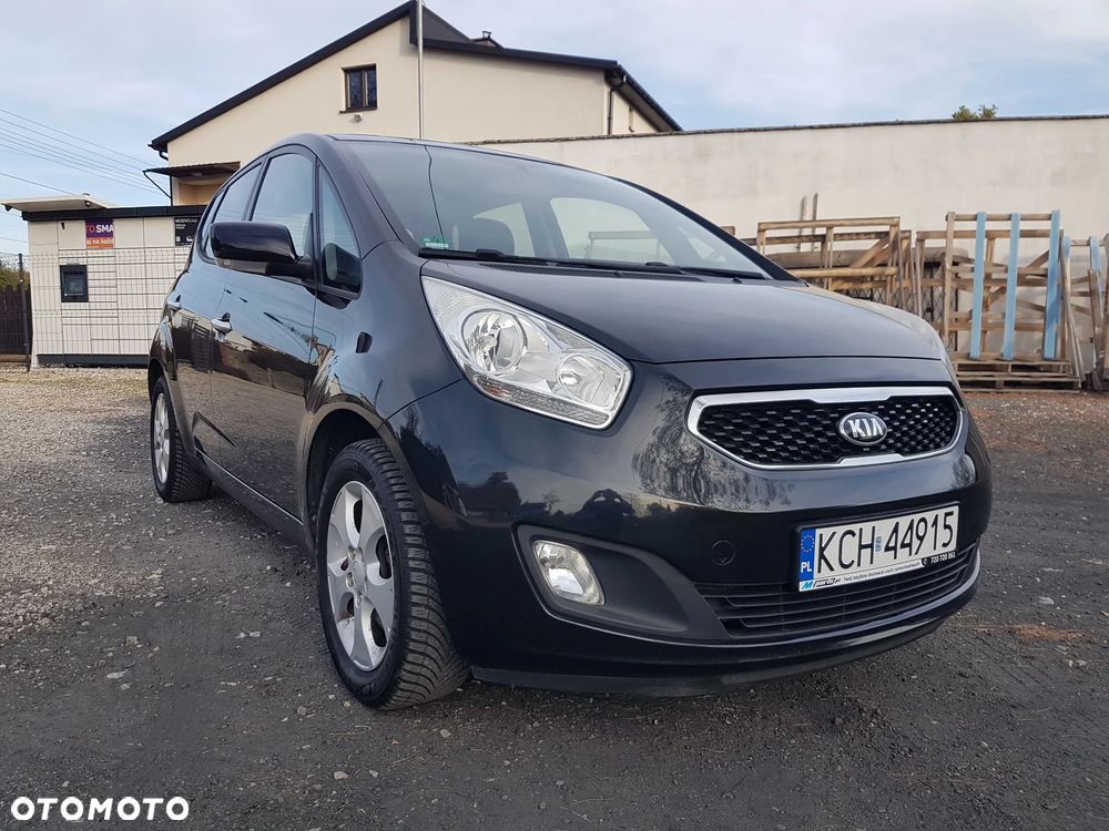 Kia Venga 2013 photo 2