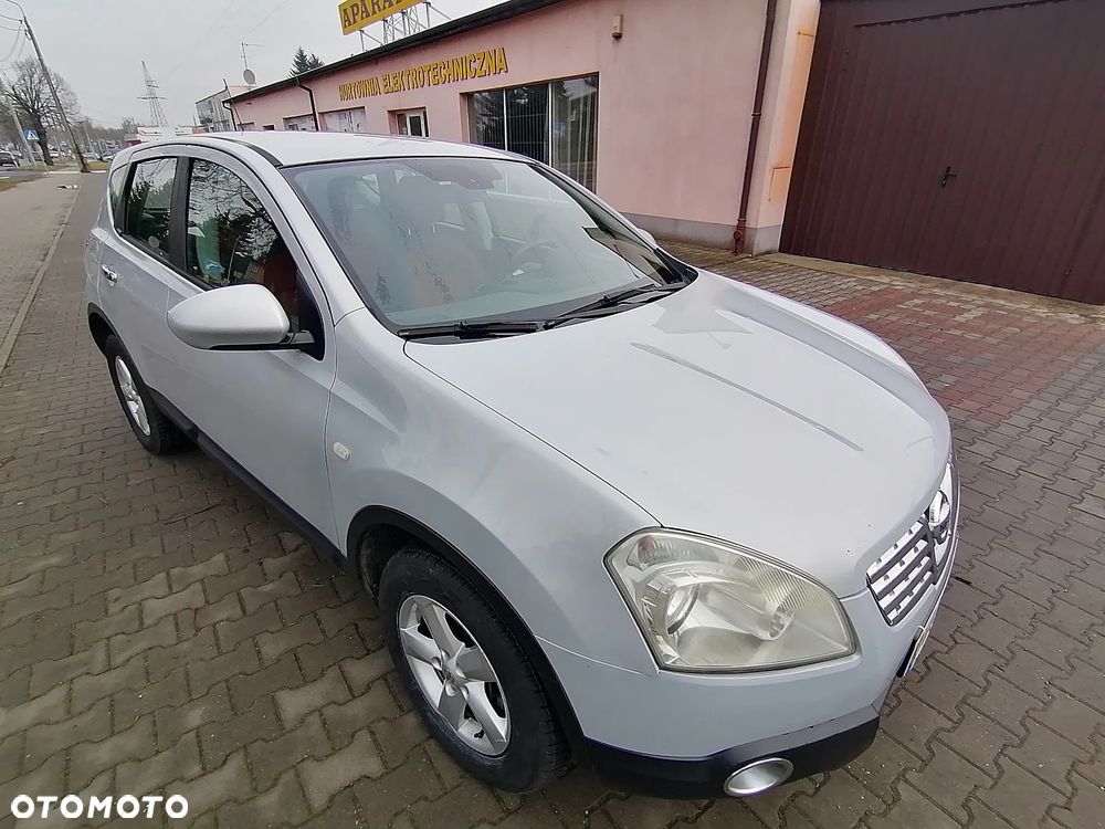 Nissan Qashqai 2.0 dCi DPF acenta - 17