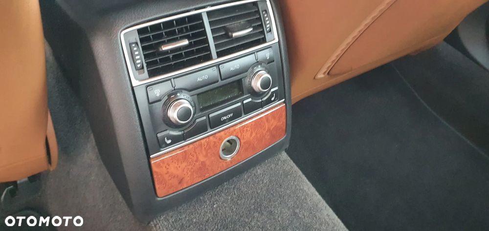 Audi A8 - 29
