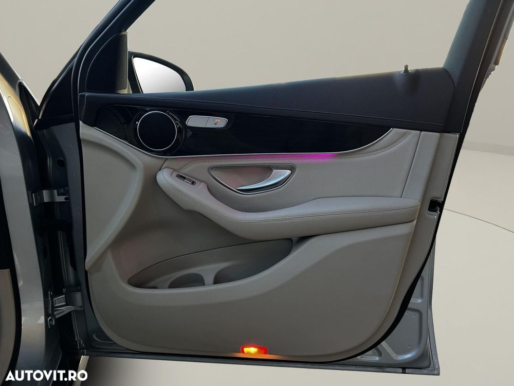 Mercedes-Benz GLC 300 de 4Matic 9G-TRONIC Exclusive - 31