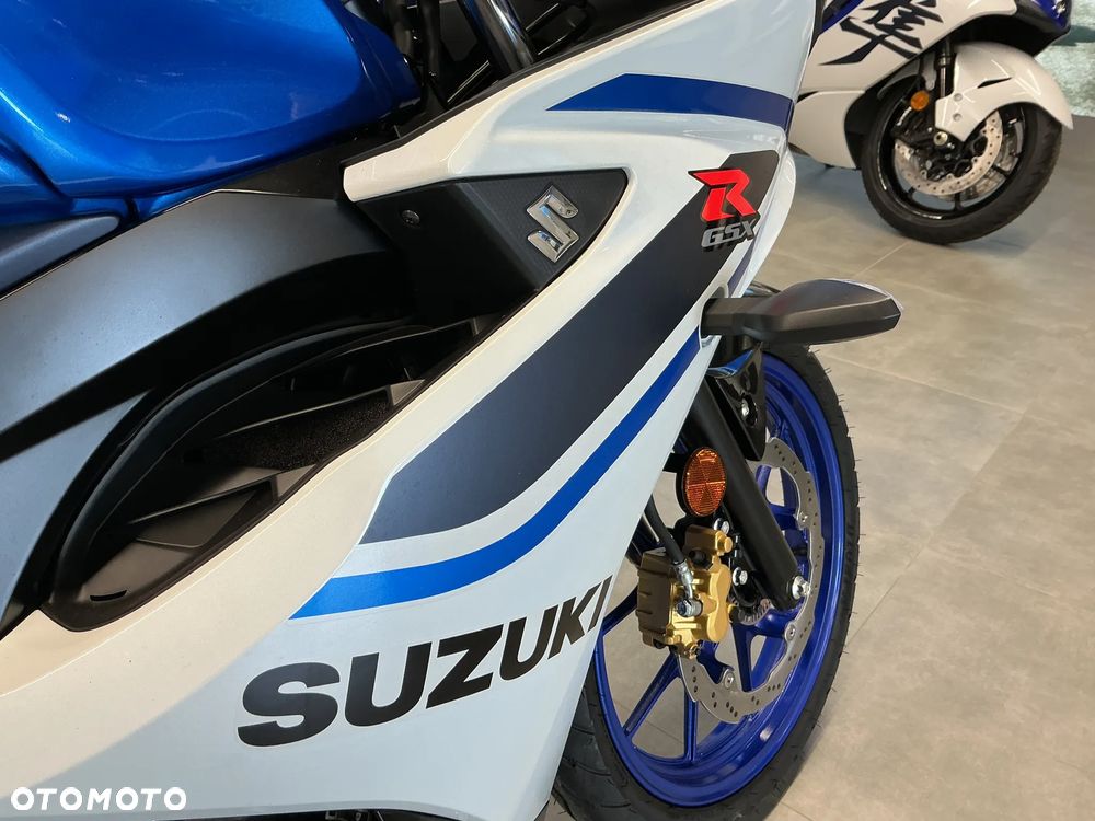 Suzuki GSX-R - 4