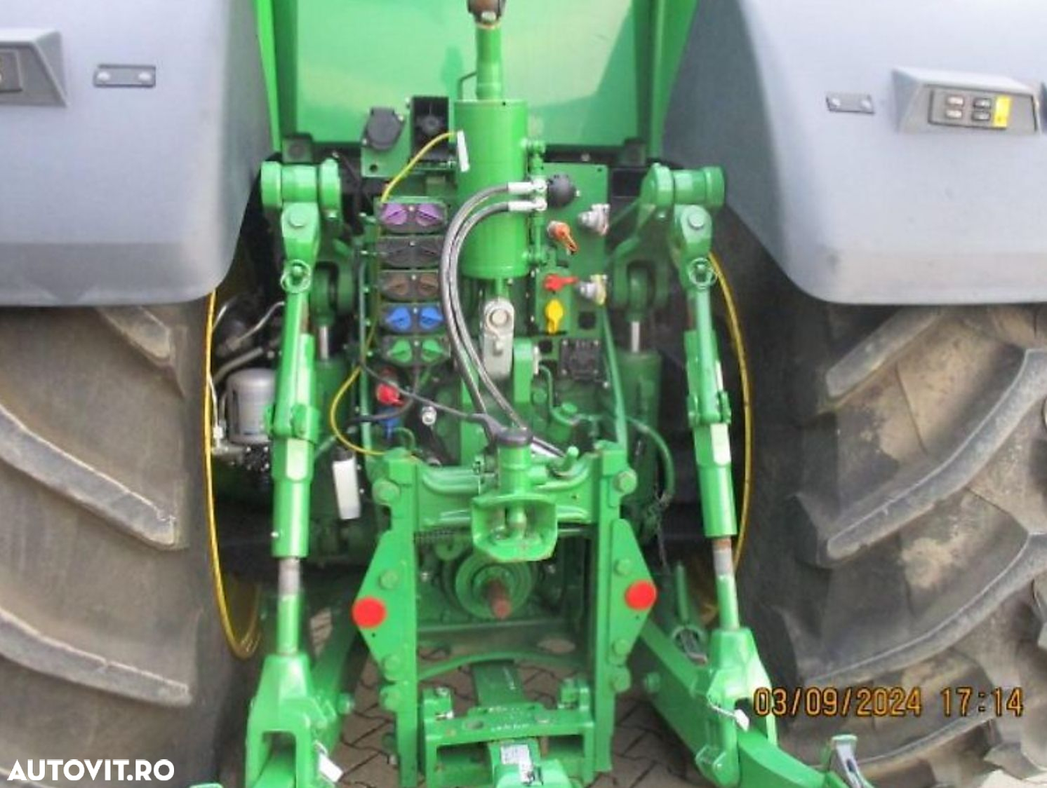 John Deere 8R410 Tractor Agricol - 4