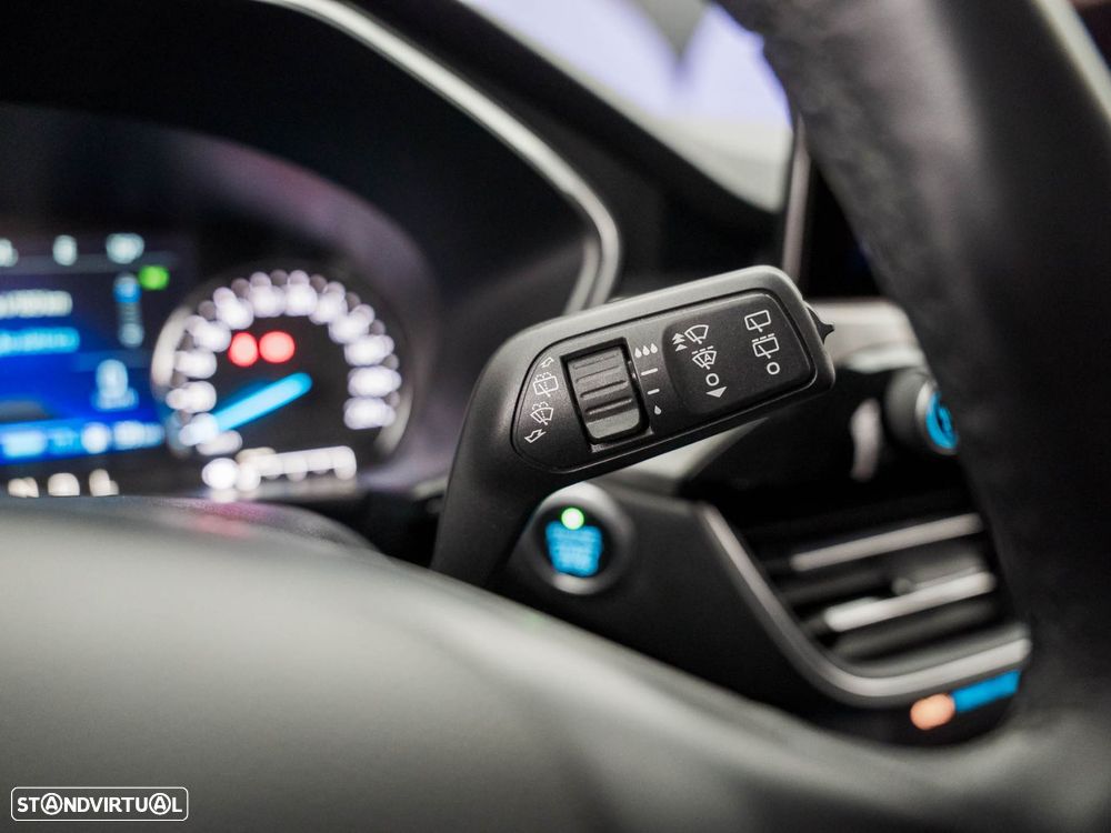 Ford Kuga 2.5 PHEV Titanium - 23