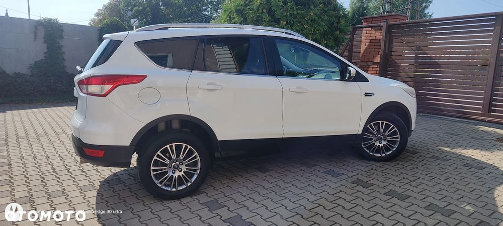 Ford Kuga 2.0 TDCi 2x4 Individual - 11