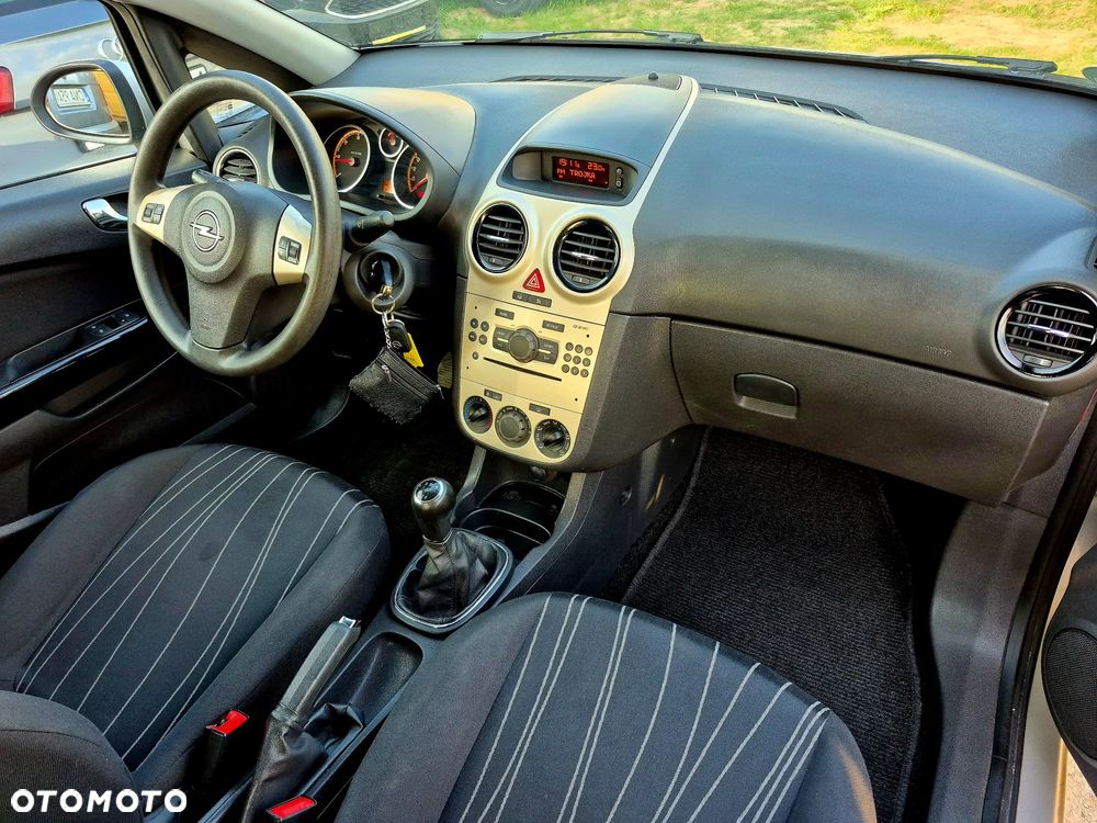 Opel Corsa - 14