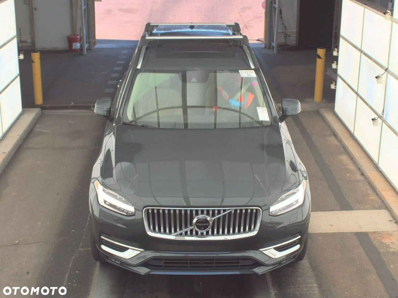 Volvo XC 90 - 7
