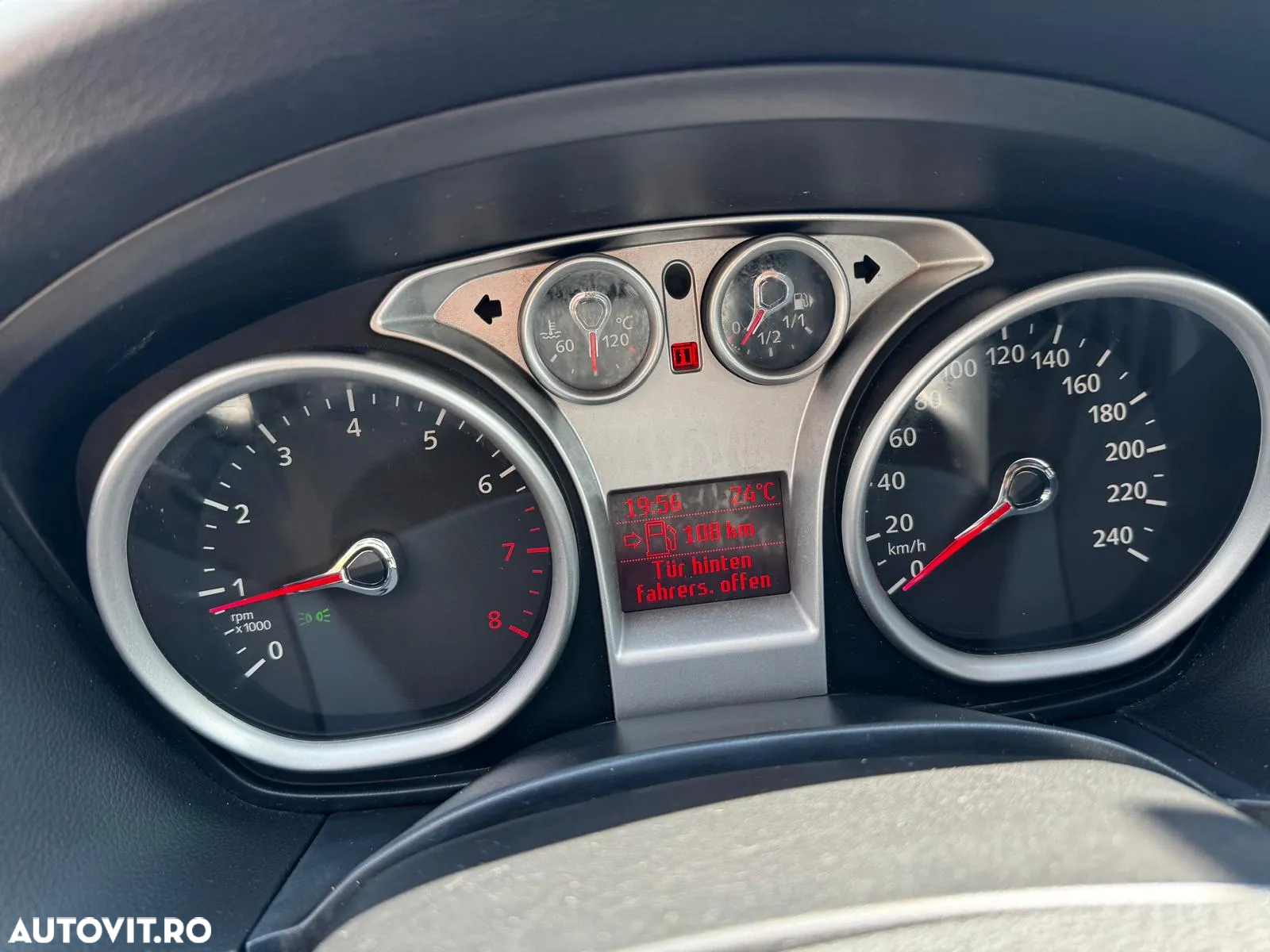Ford Focus 1.6 16V Silver Magic - 8