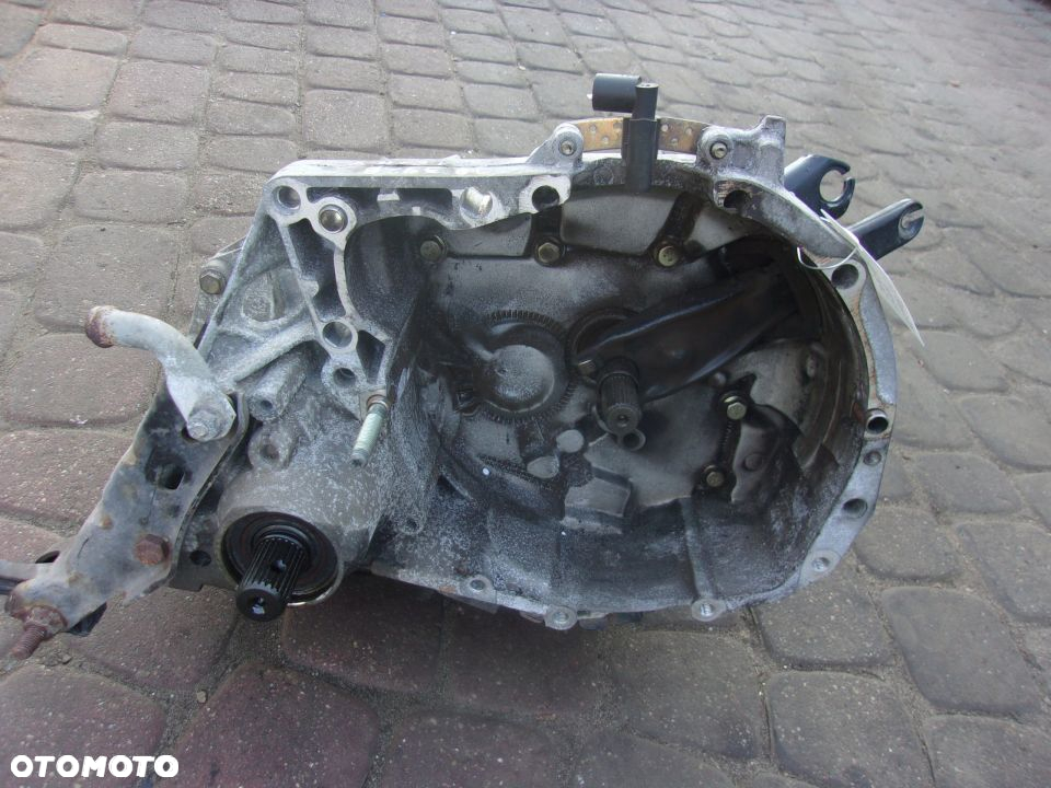 SKRZYNIA BIEGÓW RENAULT MEGANE 1.6 16V JB3928 - 2