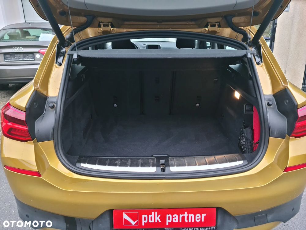 BMW X2 sDrive20i Advantage Plus - 35