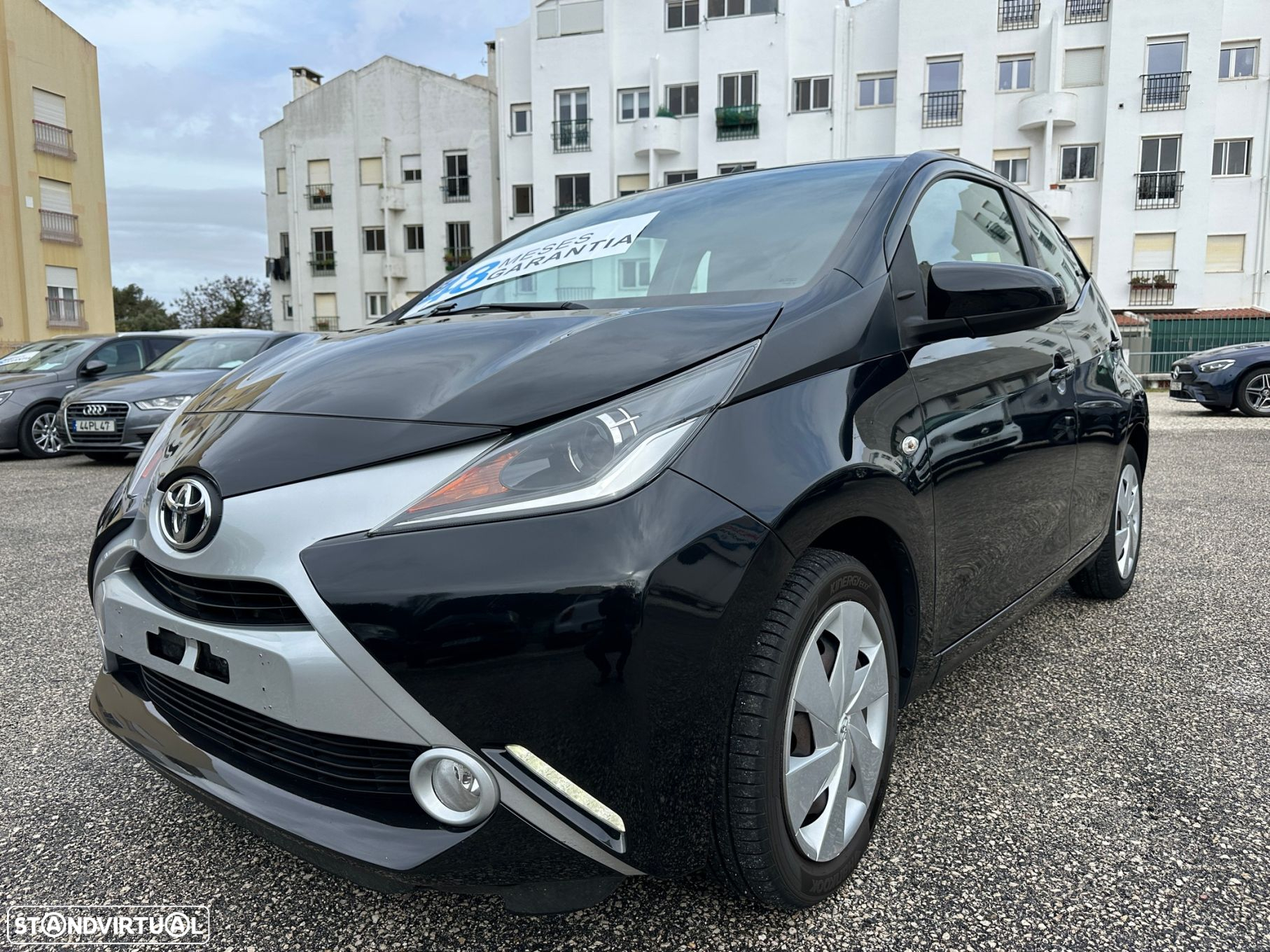 Toyota Aygo 1.0 X-Play Plus MM - 2