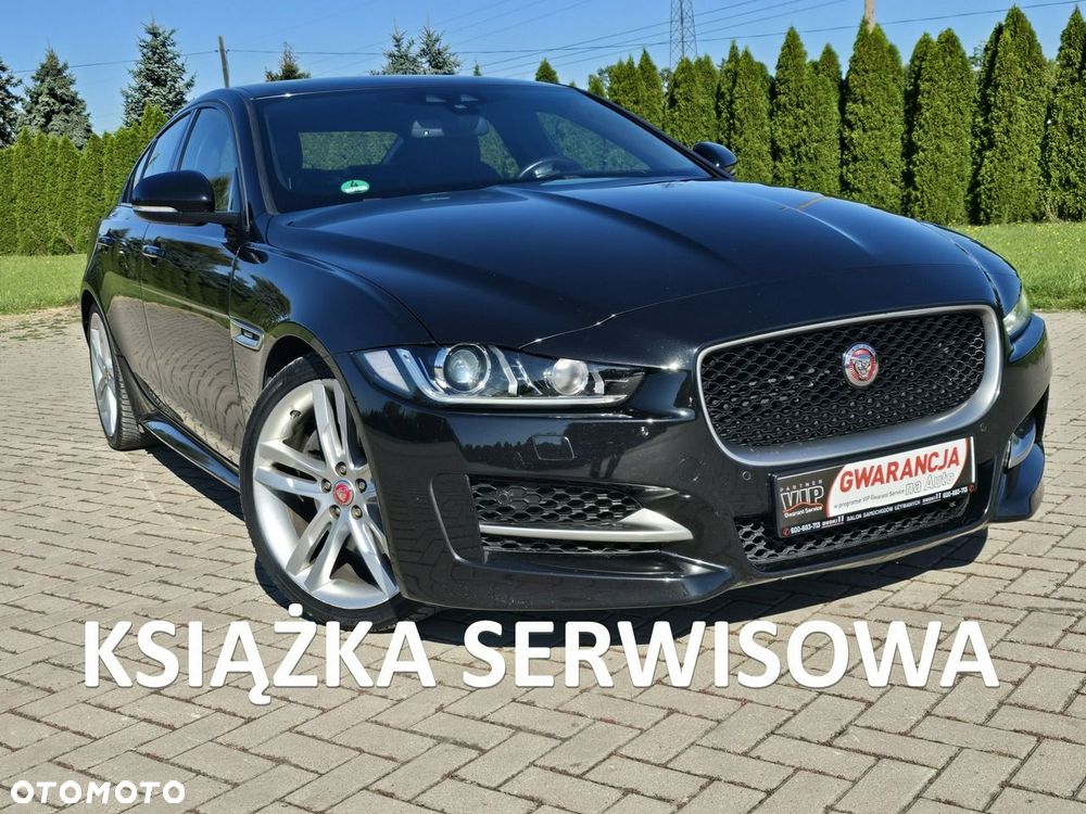 Jaguar XE - 1