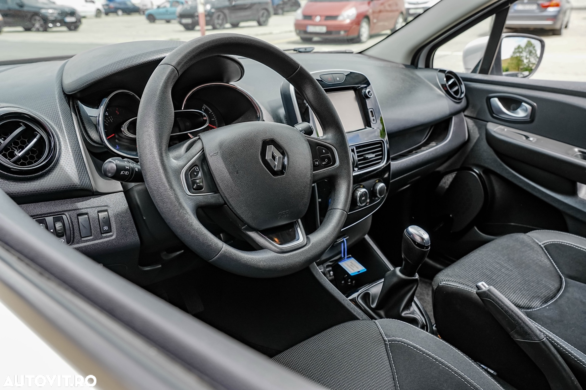 Renault Clio (Energy) dCi 90 Start & Stop LIMITED - 4