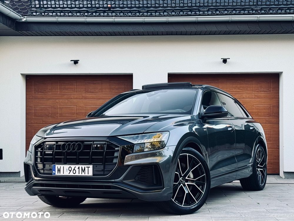 Audi Q8 55 TFSI mHEV Quattro Tiptronic - 1