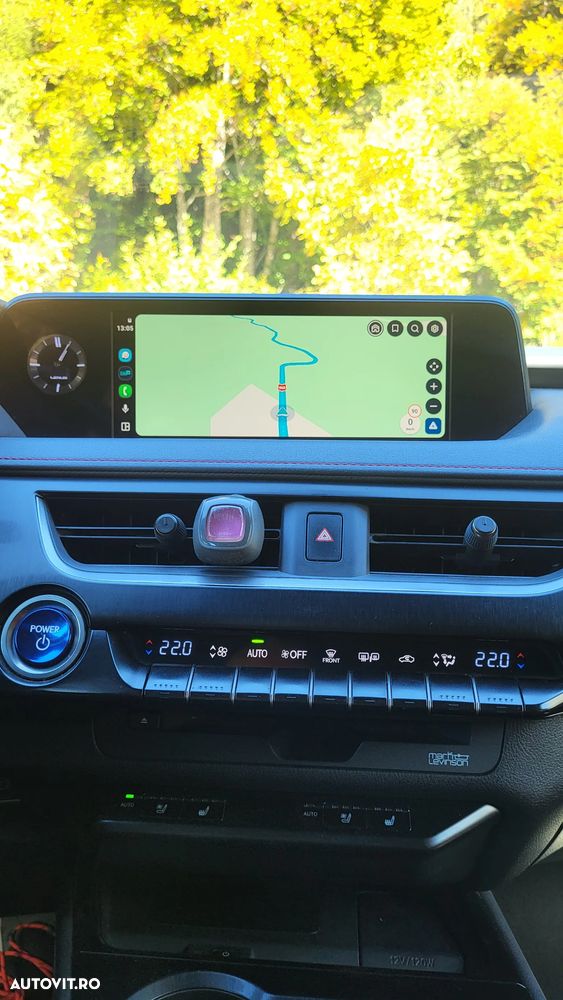 Lexus UX 250h 2.0L HEV 20H- (178 HP) 4X4 CVT F Sport - 10