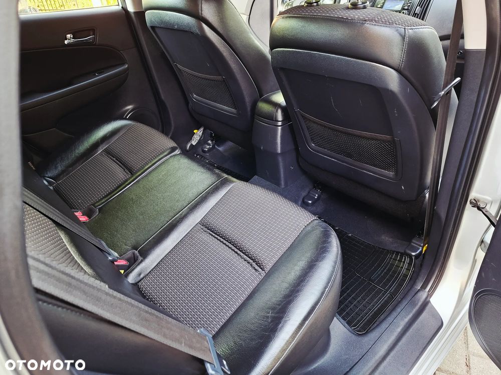 Hyundai i30 1.6 Premium - 16