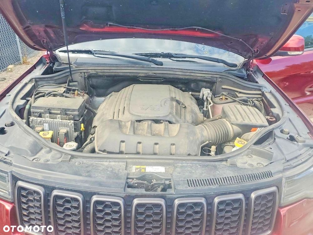 Jeep Grand Cherokee - 14