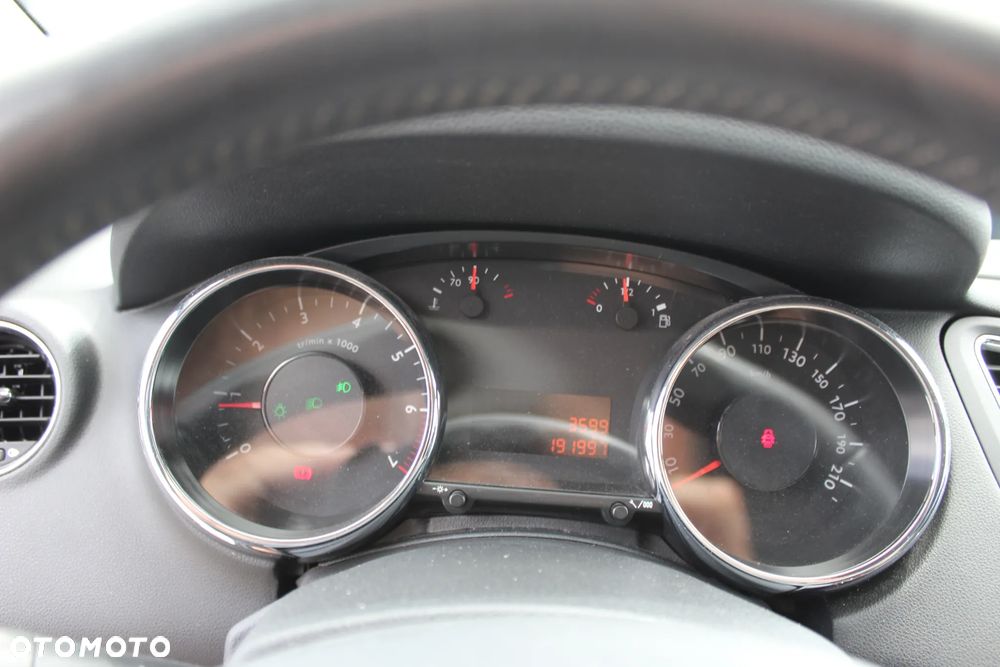 Peugeot 5008 120 VTi Premium - 26