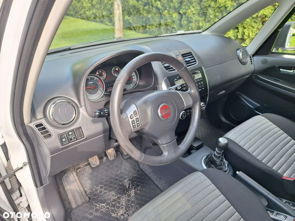 Fiat Sedici 2.0 Multijet 16V 4x4 Emotion - 8