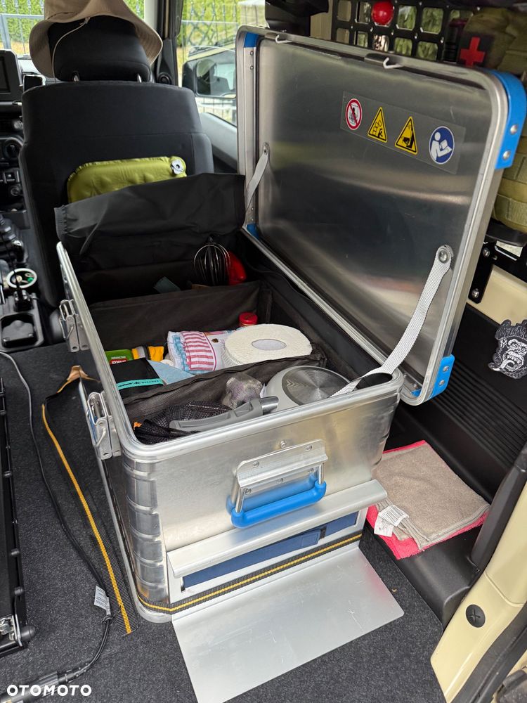 Suzuki Jimny - 24