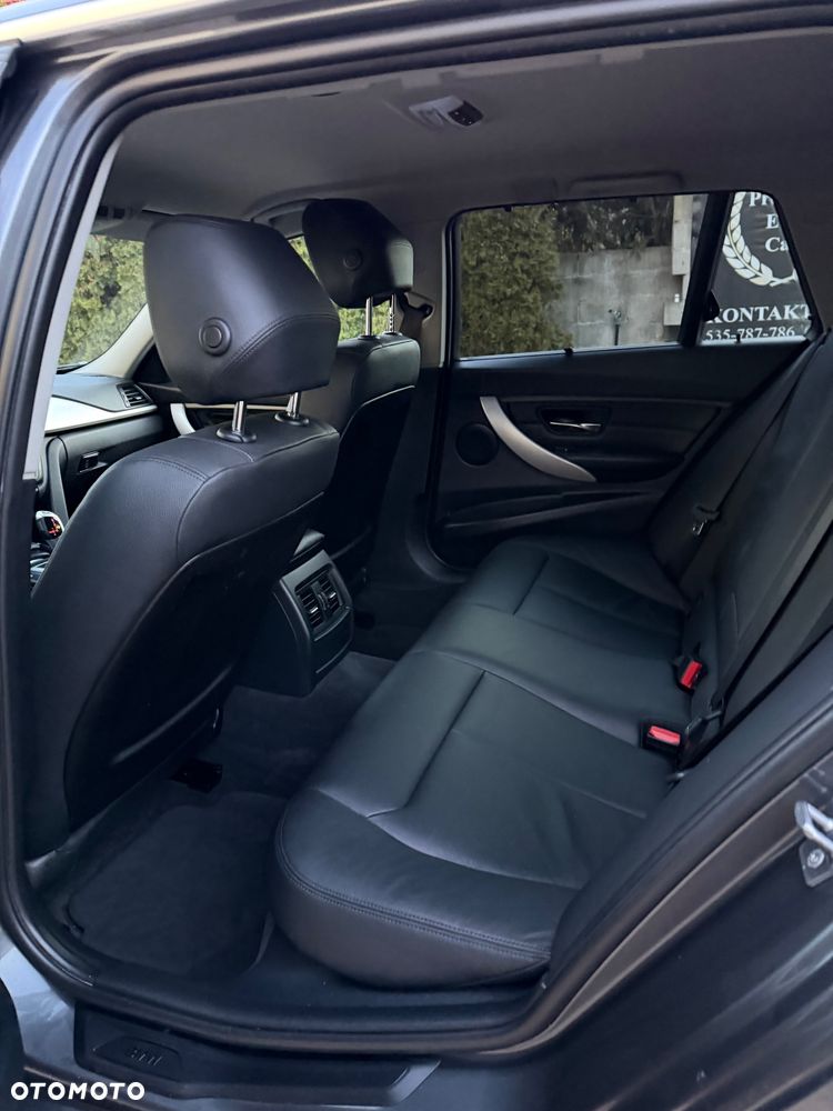 BMW Seria 3 320d Efficient Dynamics Edition Luxury Line - 23