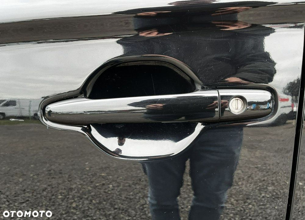 Mitsubishi Outlander 2.0 Instyle + 4WD CVT - 14