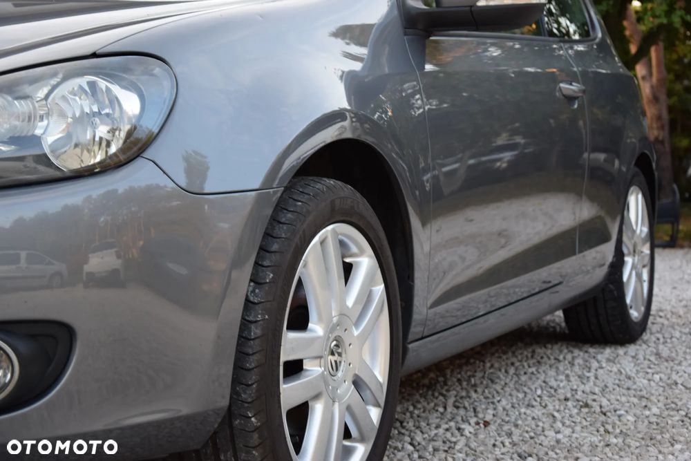 Volkswagen Golf - 11