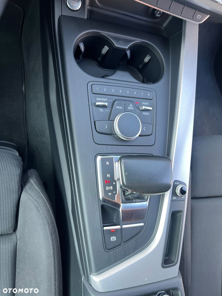 Audi A4 Avant 2.0 TDI Sport S tronic - 7