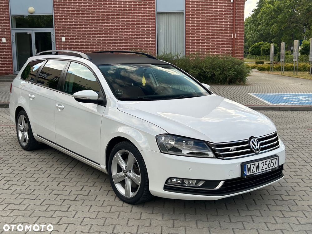 Volkswagen Passat - 1