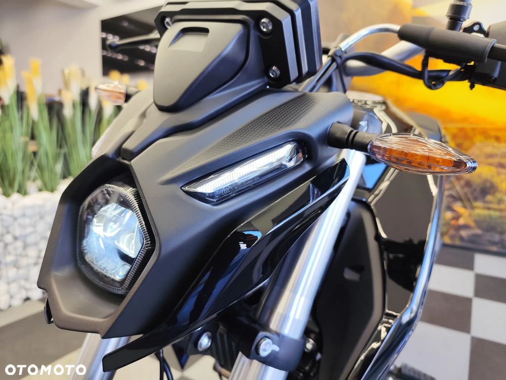 VOGE R125 - 17