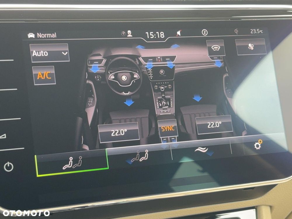 Skoda Superb 2.0 TDI SCR L&K DSG - 38