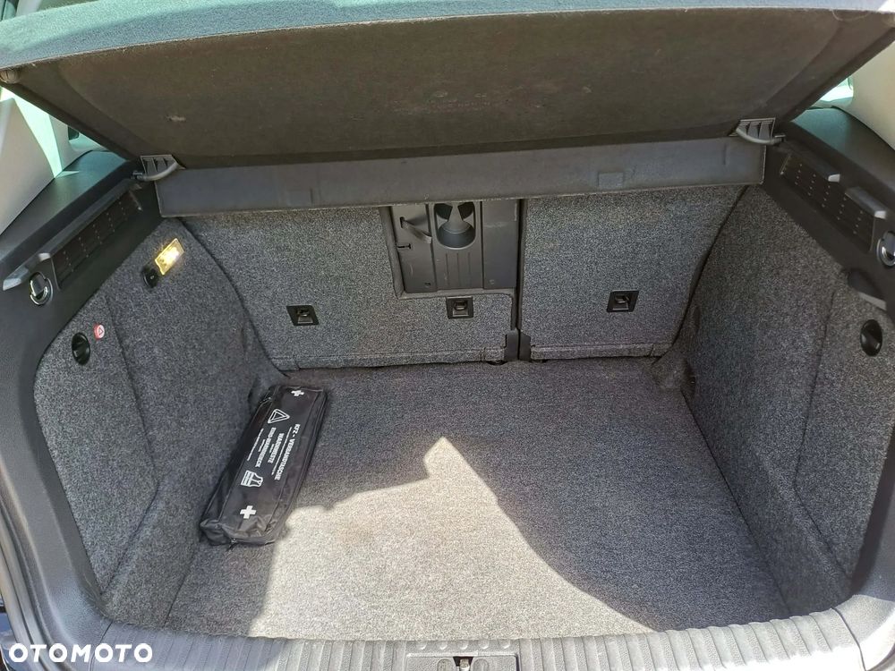 Volkswagen Tiguan - 11