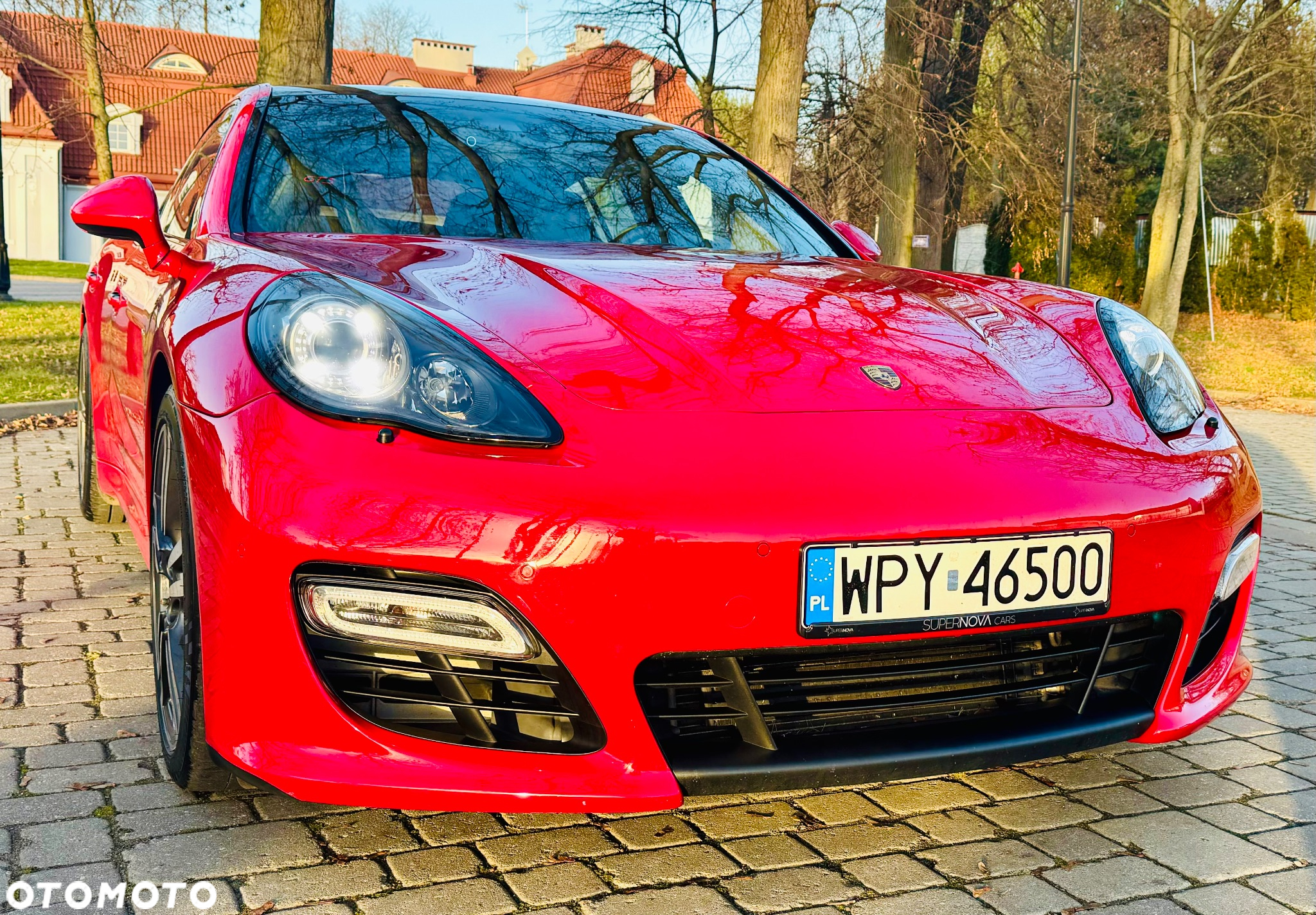 Porsche Panamera GTS - 12