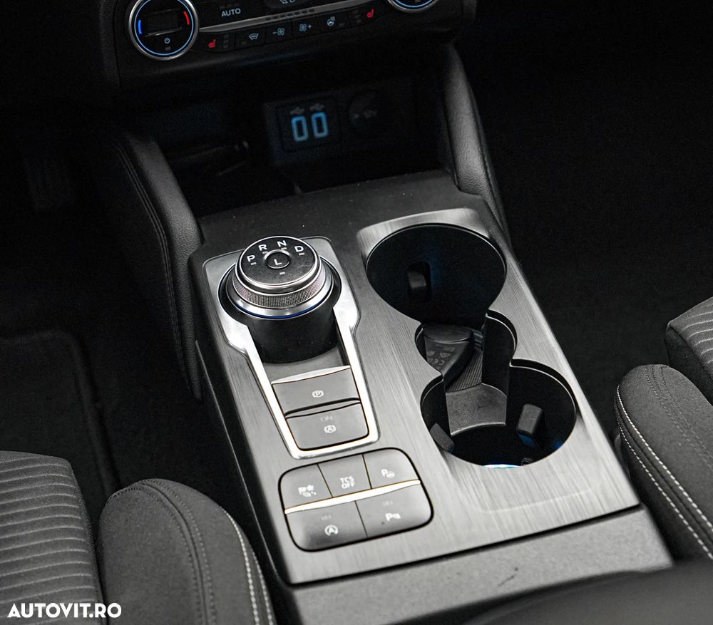 Ford Focus 2.0 EcoBlue Titanium Business - 19