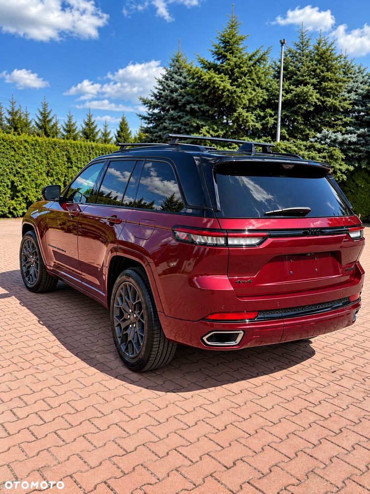Jeep Grand Cherokee - 4