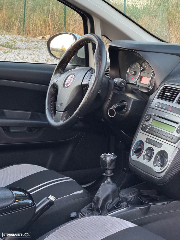 Fiat Grande Punto 1.2 Redbull Blue Elements - 5