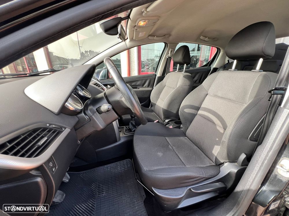 Peugeot 207 1.4 16V Sport - 4