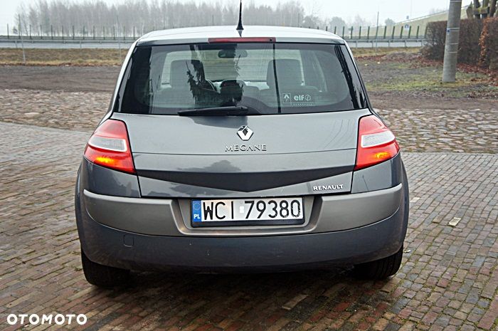 Renault Megane 1.4 Avantage - 8