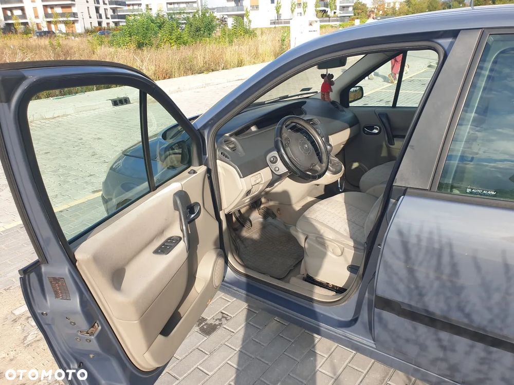 Renault Scenic 1.5 dCi Alize - 8